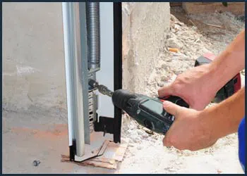 Garage Doors Store Repairs Frankfort, IL 815-975-6633 - cont-gdr-door-spring-08m